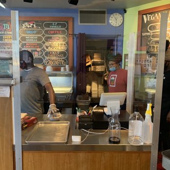 Amy's Ice Creams - Ice Cream & Frozen Yogurt Near Me - Houston, Texas Amy's Ice Creams - Ice Cream & Frozen Yogurt Near Me - Houston, Texas
