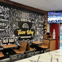 Tacos El Capi - Decent amount of indoor seating