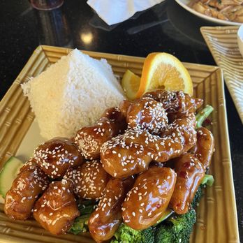 Thai Garden Asian Fusion - Sesame Chicken - Thai Near Me - Aurora, Colorado Thai Garden Asian Fusion - Sesame Chicken - Thai Near Me - Aurora, Colorado