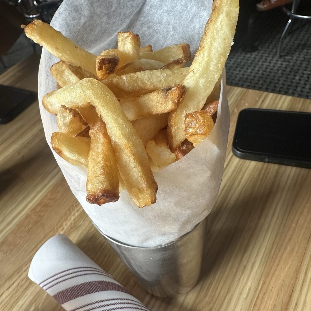 Au Cheval - The duck fat fries - Bars Near Me - Chicago, Illinois