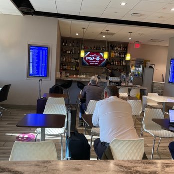 Escape Lounges - Bar - Airport Lounges Near Me - Oakland, California