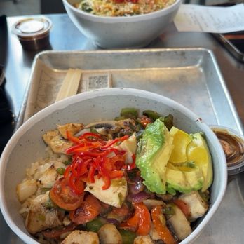 honeygrow - Stir fry - Salad Near Me - Pittsburgh, Pennsylvania