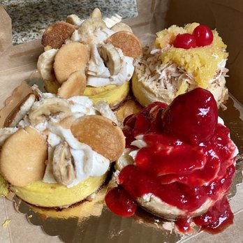 Oralias Bakery - Cheesecake: Banana wafer, Pina Colada, Strawberry - Bakeries Near Me - Oxnard, California