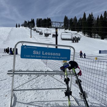 Tahoe Donner - Downhill Ski Resort - Grouping of children 7-12 most advanced ski lesssons - Ski Resorts Near Me - Truckee, California Tahoe Donner - Downhill Ski Resort - Grouping of children 7-12 most advanced ski lesssons - Ski Resorts Near Me - Truckee, California
