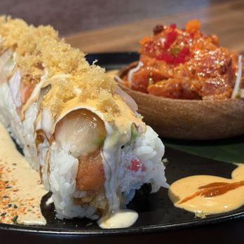 Silver Sake - Omakase roll side view - Sushi Bars Near Me - Carmichael, California Silver Sake - Omakase roll side view - Sushi Bars Near Me - Carmichael, California