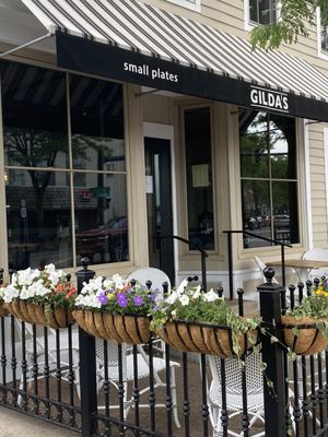 Gilda's Skaneateles by null