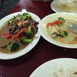 Dee's Vintage Thai - Chicken green curry and beef satay. The medium heat isn't very hot at all!