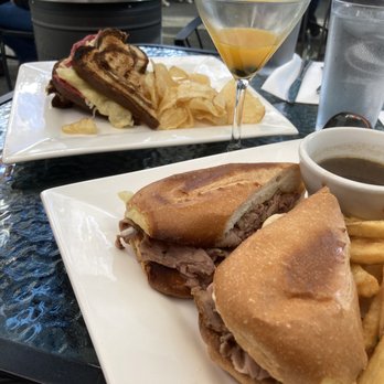 V Restaurant, Bistro & Bar - New American Near Me - Murphys, California V Restaurant, Bistro & Bar - New American Near Me - Murphys, California