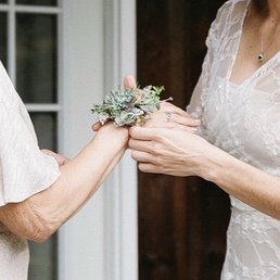 Living Corsage Living Corsage
