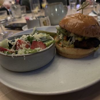 Moxies - New American Near Me - Washington, DC, District of Columbia