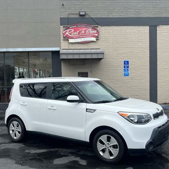 Rent To Own Auto Showroom - 2016 Kia Soul
90,000 miles - Car Dealers Near Me - Modesto, California Rent To Own Auto Showroom - 2016 Kia Soul
90,000 miles - Car Dealers Near Me - Modesto, California