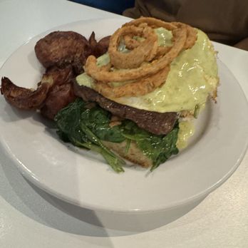Phoebe's Diner - Steak Benny - Diners Near Me - Austin, Texas