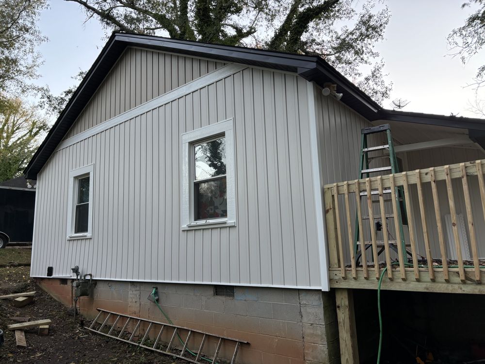 Slide of Upstate Hardy Construction Homes