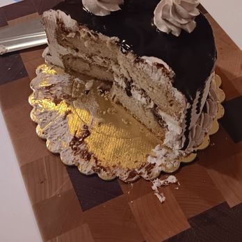 I Heart Cake - Delicious vegan chocolate cake - Patisserie/Cake Shop Near Me - San Dimas, California I Heart Cake - Delicious vegan chocolate cake - Patisserie/Cake Shop Near Me - San Dimas, California