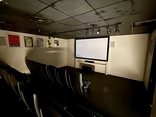 a/perture cinema by null