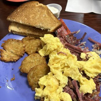 Corned beef hash with potato pancakes!