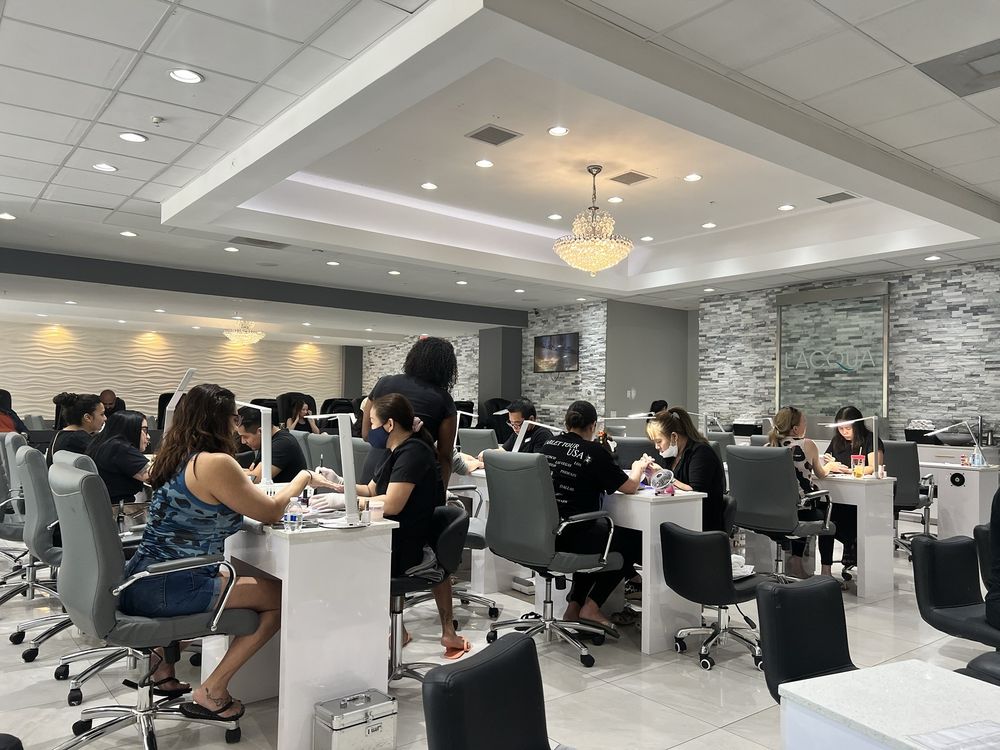 L'Acqua Nail Spa Image