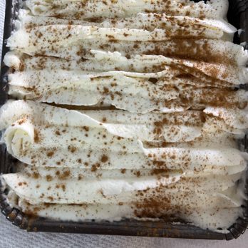 Crumbl - Moreno Valley - Pastel de 3 leches - Bakeries Near Me - Moreno Valley, California Crumbl - Moreno Valley - Pastel de 3 leches - Bakeries Near Me - Moreno Valley, California