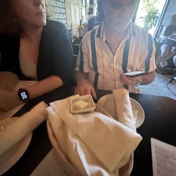 Anacapri Italian Restaurant - Free bread!!! - Italian Near Me - Miami, Florida