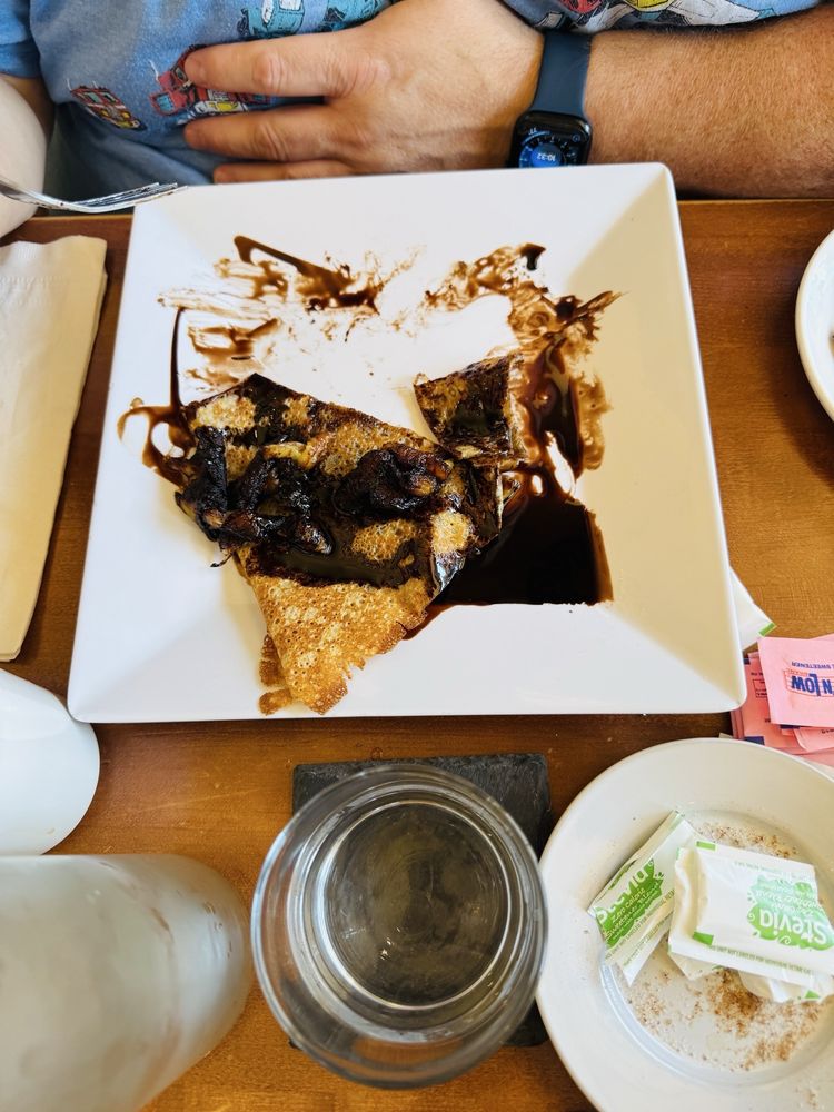 The New Cafe and Bistro