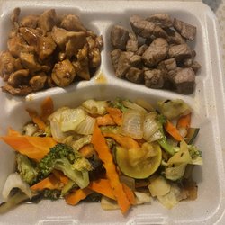 Lee's Golden Buddha - Hibachi chicken and steak