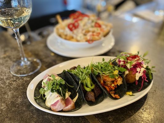 Shuck Oyster Bar by null