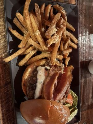 Tuck'd Away Bar and Grill by null