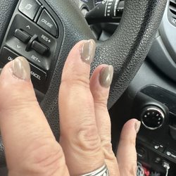Natural Nail & Spa - Poor quality SNS manicure