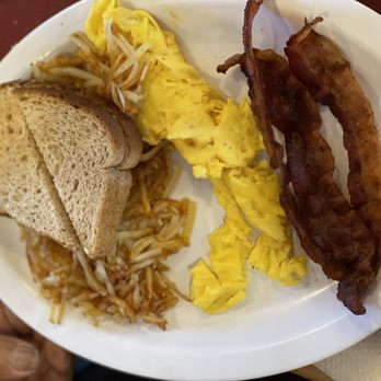 Egg Haven - Bacon, eggs, hashbrown and wheat toast - Breakfast & Brunch Near Me - Winter Haven, Florida