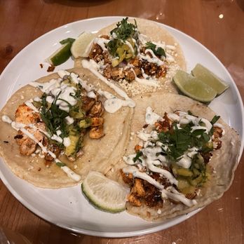 The Noble Fox - Spicy salmon tacos - Burgers Near Me - Ashland, Oregon The Noble Fox - Spicy salmon tacos - Burgers Near Me - Ashland, Oregon