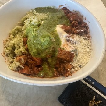 Tocaya Modern Mexican - Chicken tinga bowl build your own - Mexican Near Me - Los Angeles, California Tocaya Modern Mexican - Chicken tinga bowl build your own - Mexican Near Me - Los Angeles, California
