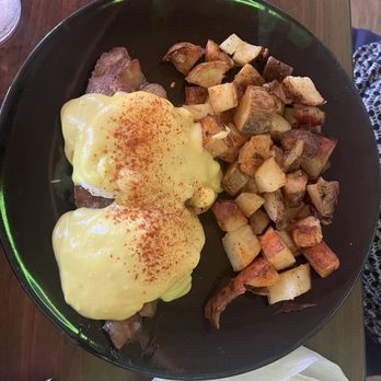 Mary's Kountry Kitchen - Fried green tomato eggs Benedict - Breakfast & Brunch Near Me - Tavares, Florida Mary's Kountry Kitchen - Fried green tomato eggs Benedict - Breakfast & Brunch Near Me - Tavares, Florida