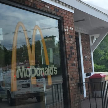 McDonald's - McDonald's of Millis -- 808 Main Street / Route 109, Millis                     Exterior - Fast Food Near Me - Millis, Massachusetts