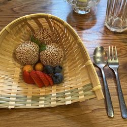 Misaki - sesambällchen mit kokos-bohnenpaste
