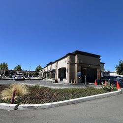 Neo Express Car Wash - Outside facilities