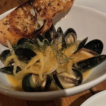 Owl & Elm - Mussels. Too small an order! - American Near Me - Yarmouth, Maine