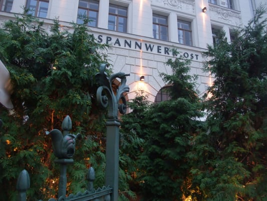 Restaurant Umspannwerk Ost by null