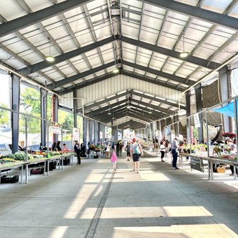 Fulton Street Market - Fruits & Veggies Near Me - Grand Rapids, Michigan