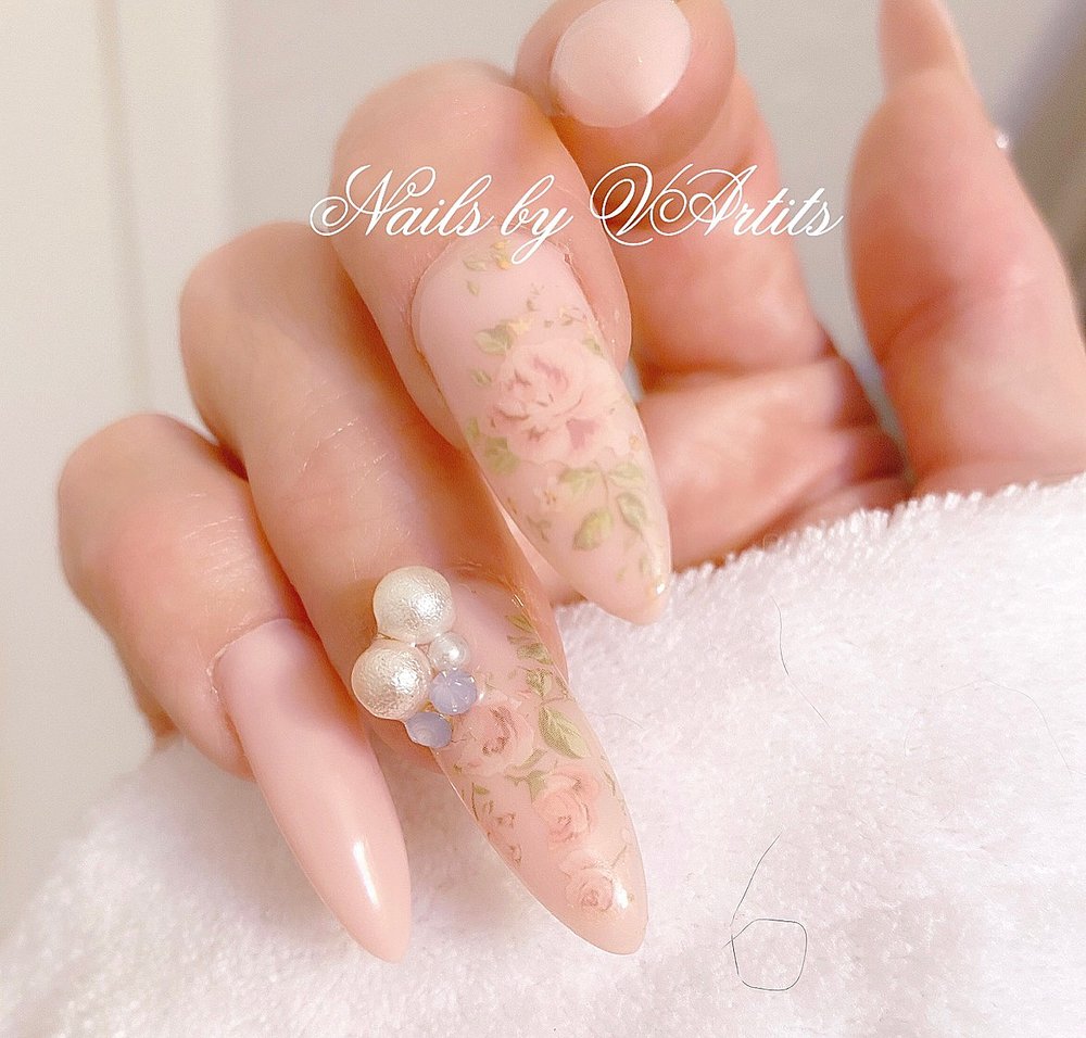 LUXURY NAIL BAR Updated October 2024 44 Photos 1471 Fitzgerald Dr