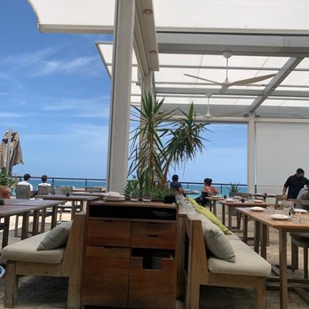 ETARU - Outdoor seating - Japanese Near Me - Hallandale Beach, Florida