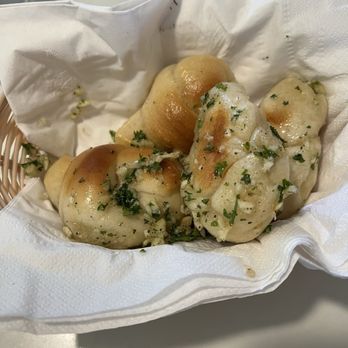 Bravo Restaurant - Garlic knots - Italian Near Me - Aiea, Hawaii Bravo Restaurant - Garlic knots - Italian Near Me - Aiea, Hawaii