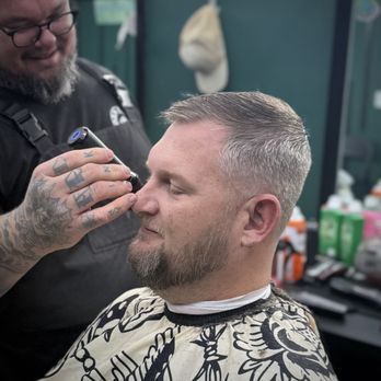 Gentlemans Barber - Barbers Near Me - Lexington, Kentucky Gentlemans Barber - Barbers Near Me - Lexington, Kentucky