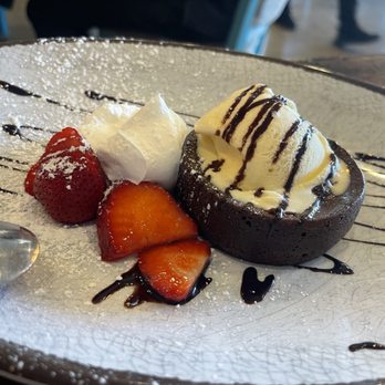 Farmer's Table - Lava cake - New American Near Me - La Mesa, California