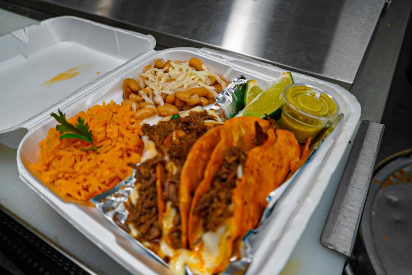 Vitos Tacos - Photo 2
