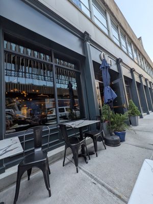 Olin Bar & Kitchen by null