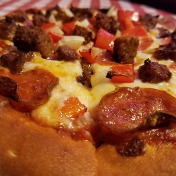 Pub N' Sub - 10 inch pepperoni, sausage, onion and red bell pepper - Pizza Near Me - Reno, Nevada Pub N' Sub - 10 inch pepperoni, sausage, onion and red bell pepper - Pizza Near Me - Reno, Nevada