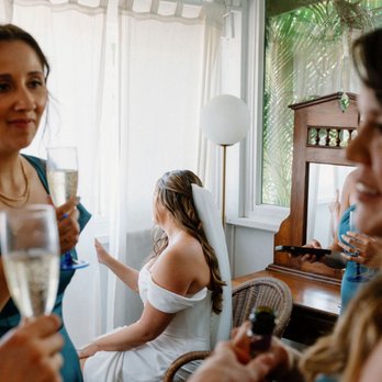 Loulu Palm - Bridal suite - Venues & Event Spaces Near Me - Haleiwa, Hawaii Loulu Palm - Bridal suite - Venues & Event Spaces Near Me - Haleiwa, Hawaii