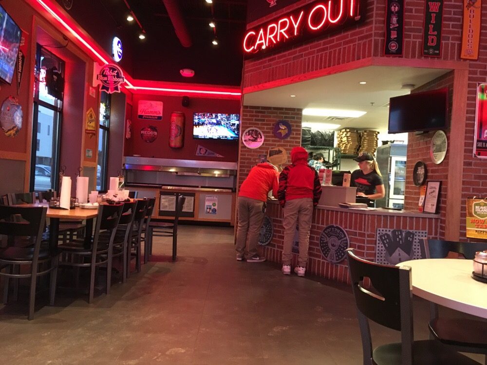 PIZZA HUT Updated October 2024 15 Reviews 902 Woodland Ave