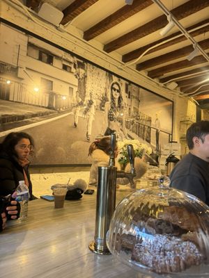 Caffe Paradiso by null