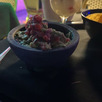 Mango's Tropical Cafe - Horrible guacamole and sugary drinks! - Dance Clubs Near Me - Miami Beach, Florida Mango's Tropical Cafe - Horrible guacamole and sugary drinks! - Dance Clubs Near Me - Miami Beach, Florida